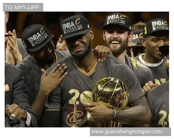 勇士逆转骑士夺冠之夜2016总决赛第六场精彩回顾与经典瞬间解析